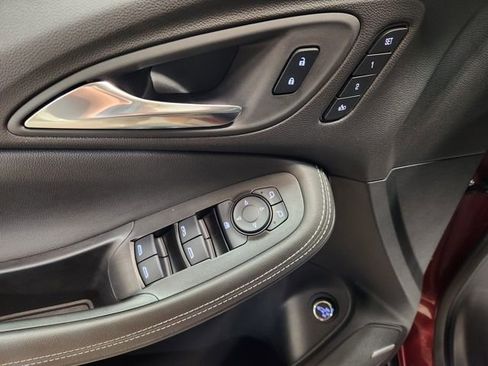 Certified 2025 Buick Encore GX Avenir w/ Avenir Technology Package image 20