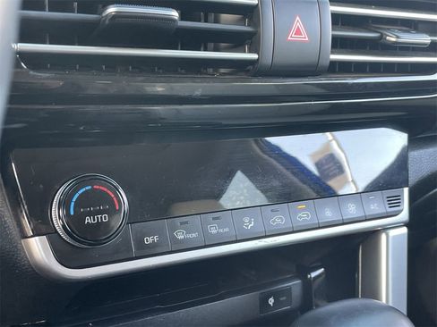 Used 2022 Kia Seltos EX image 26