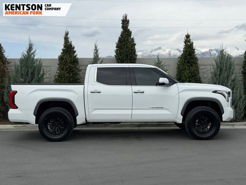 Used 2023 Toyota Tundra Limited w/ Power Package AWD/4WD image 11