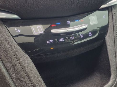 Used 2017 Cadillac XT5 Luxury w/ Driver Awareness Package FWD image 20