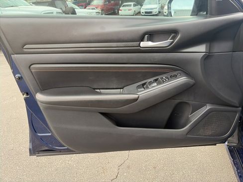 Used 2021 Nissan Altima 2.5 SR image 13