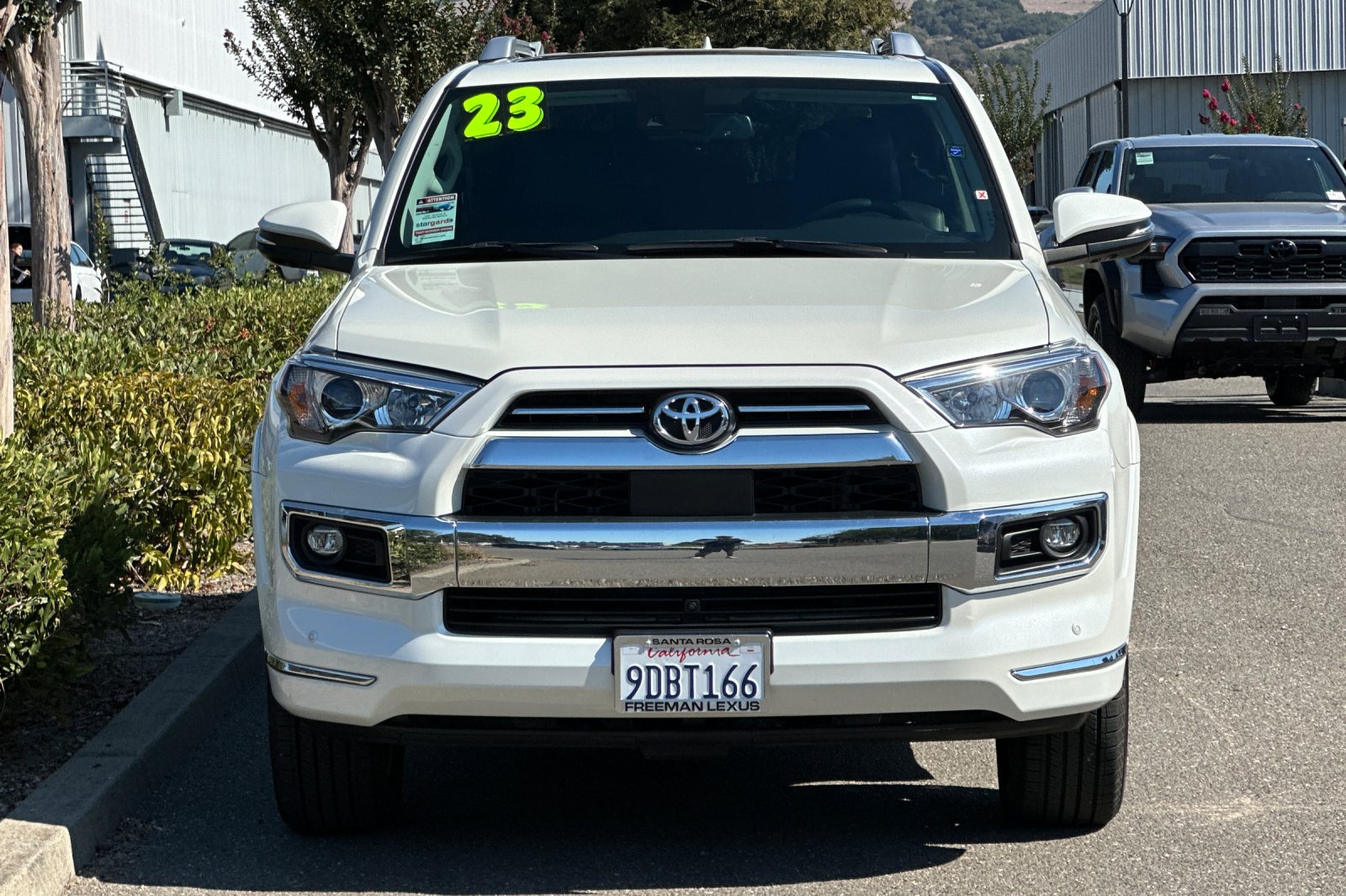 Used 2023 Toyota 4Runner Limited AWD/4WD image 9