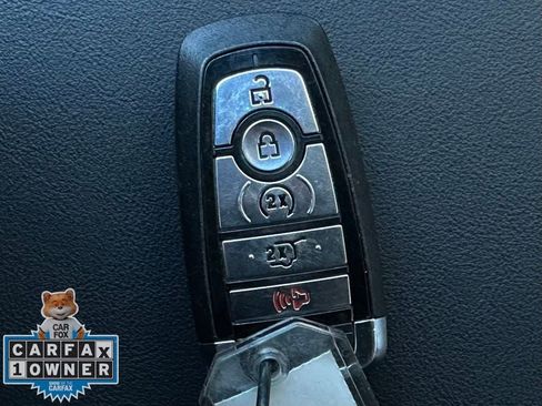 Used 2025 Ford Explorer ST-Line w/ ST-Line Street Pack image 32