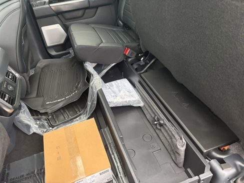 New 2026 Ford F250 Platinum image 44