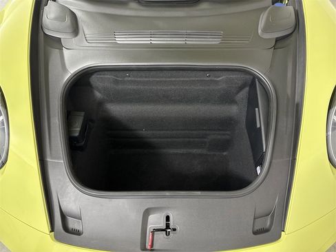 Certified 2025 Porsche 911 Carrera image 20