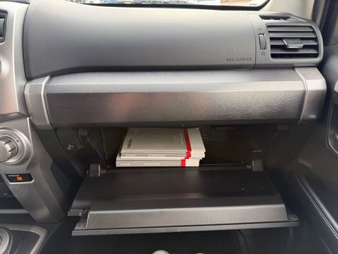 Used 2018 Toyota 4Runner SR5 image 30