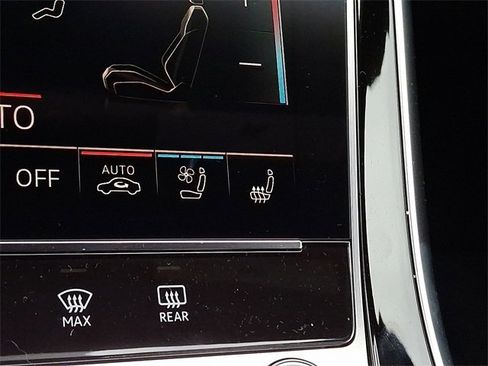 New 2026 Audi Q8 Premium Plus image 18