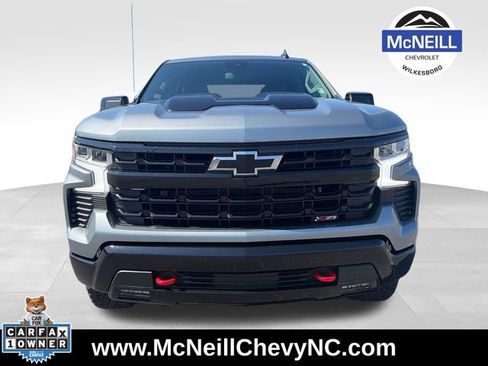Used 2023 Chevrolet Silverado 1500 LT Trail Boss w/ Protection Package AWD/4WD image 2