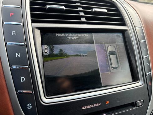 Used 2016 Lincoln MKX Black Label w/ Technology Package image 24