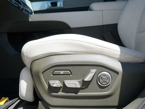 Used 2024 Hyundai Santa Fe Calligraphy FWD image 19