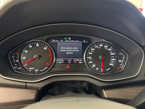 Used 2022 Audi Q5 2.0T Premium w/ Convenience Package AWD/4WD image 6