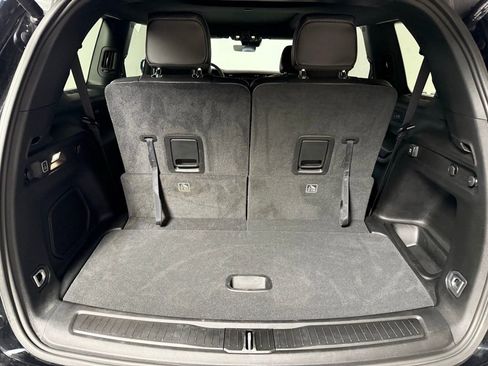 Certified 2025 Jeep Grand Cherokee L Limited w/ Black Appearance Package image 14