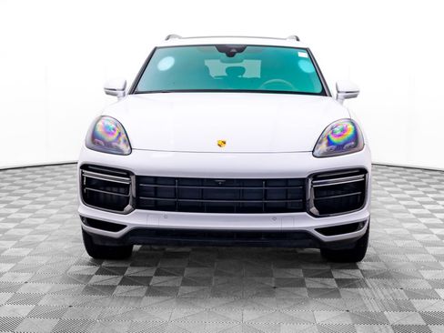 Used 2023 Porsche Cayenne Turbo S w/ Premium Package Plus AWD/4WD image 8