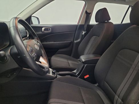 Used 2023 Hyundai Venue SEL w/ Cargo Package image 17