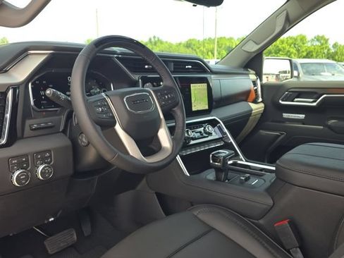 Used 2026 GMC Sierra 1500 Denali w/ Technology Package AWD/4WD image 25