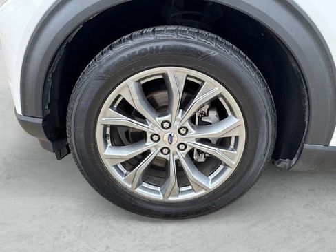 Used 2021 Ford Explorer Limited w/ Equipment Group 301A image 23