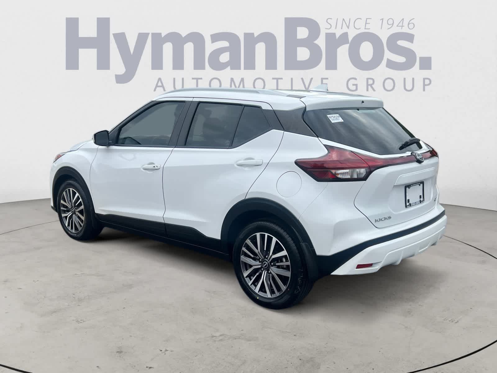 Certified 2024 Nissan Kicks SV FWD image 6