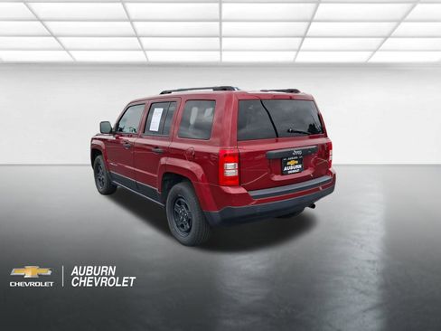 Used 2016 Jeep Patriot Sport FWD image 5