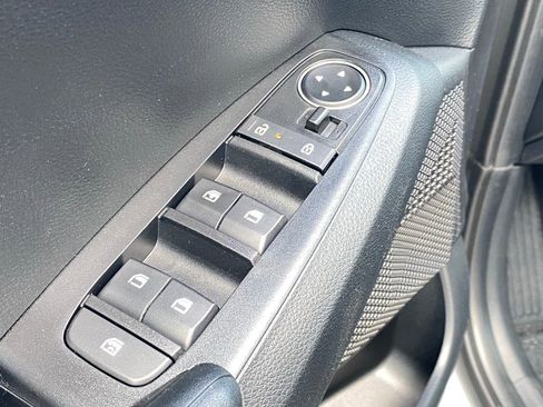 New 2026 Kia Seltos LX image 11