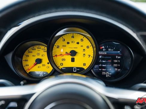 Used 2017 Porsche 718 Cayman S image 8