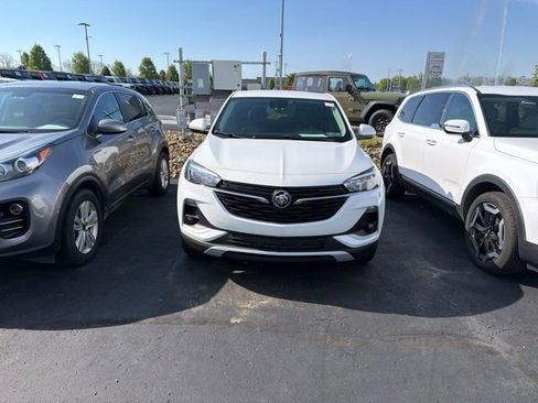 Used 2020 Buick Encore GX Preferred w/ Cold Weather Comfort Package FWD image 2