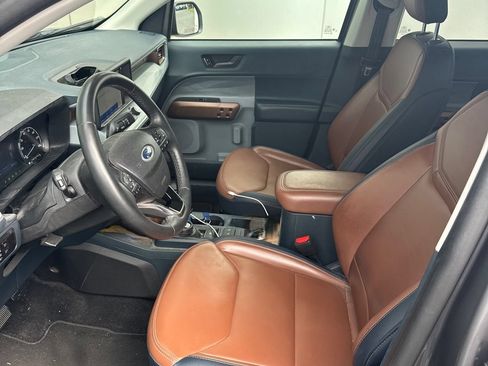Used 2023 Ford Maverick Lariat w/ Lariat Luxury Package FWD image 7