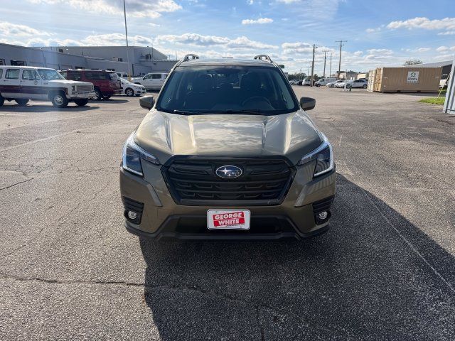 Used 2024 Subaru Forester Premium AWD/4WD image 12