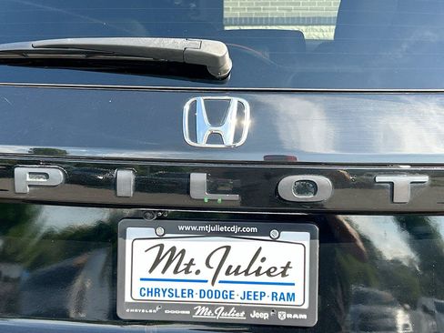 Used 2023 Honda Pilot Elite image 12
