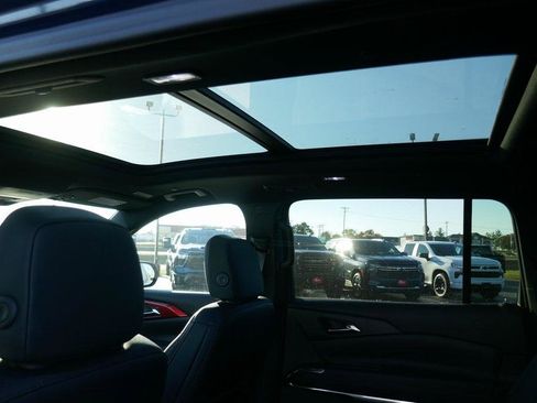 New 2026 Chevrolet Traverse RS image 21