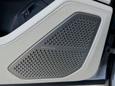 Used 2024 Lamborghini Urus S AWD/4WD image 53