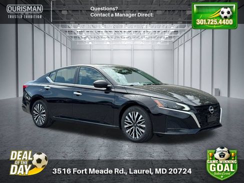 Used 2025 Nissan Altima 2.5 SV FWD image 1