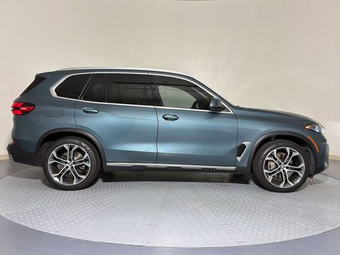 Certified 2024 BMW X5 sDrive40i w/ Premium Package RWD image 8