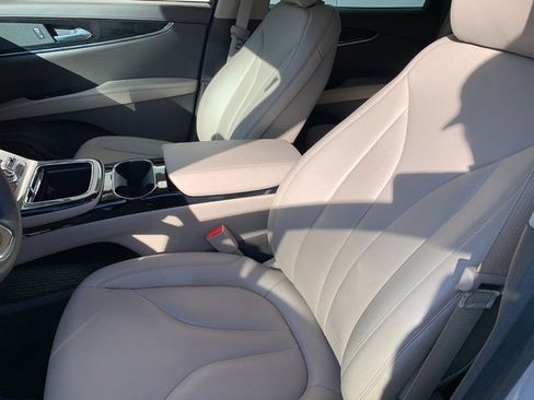 Used 2022 Lincoln Nautilus AWD image 15