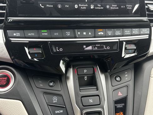 New 2026 Honda Odyssey EX-L image 17