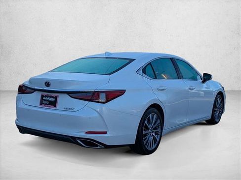 Used 2020 Lexus ES 350 w/ Premium Package image 5