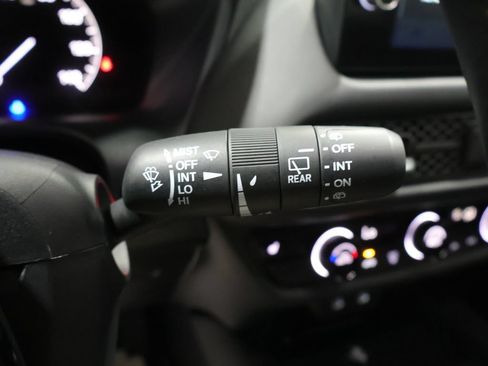 Used 2026 Honda HR-V Sport image 36