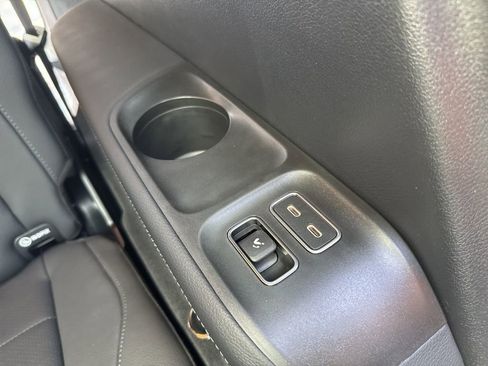 Certified 2025 Mercedes-Benz GLS 450 4MATIC image 21