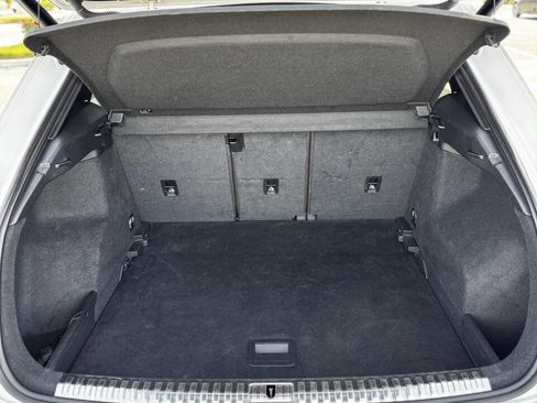 Used 2020 Audi Q3 2.0T Premium w/ Convenience Package image 15