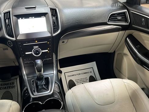 Used 2016 Ford Edge Titanium w/ Equipment Group 302A AWD/4WD image 24