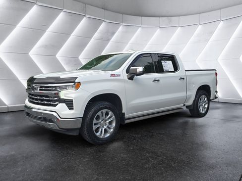 Used 2025 Chevrolet Silverado 1500 LTZ w/ LTZ Premium Package AWD/4WD image 1