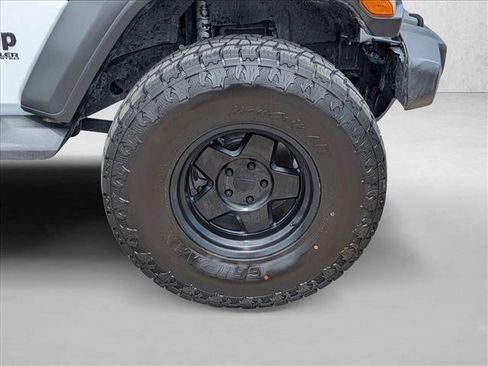 Used 2020 Jeep Wrangler Unlimited Sport AWD/4WD image 23
