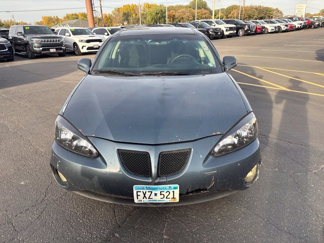 Used 2006 Pontiac Grand Prix w/ Preferred Package FWD image 2