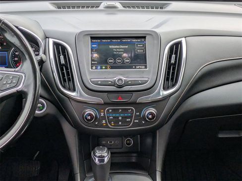 Used 2019 Chevrolet Equinox LT image 13