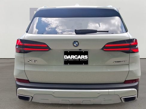 Used 2025 BMW X5 xDrive40i AWD/4WD image 5