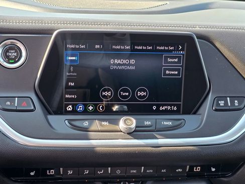 Used 2020 Chevrolet Blazer LT FWD image 22
