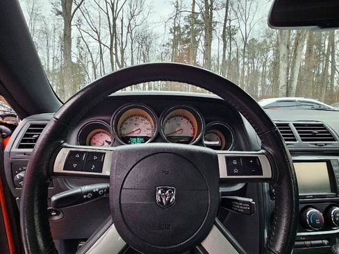 Used 2010 Dodge Challenger R/T image 22