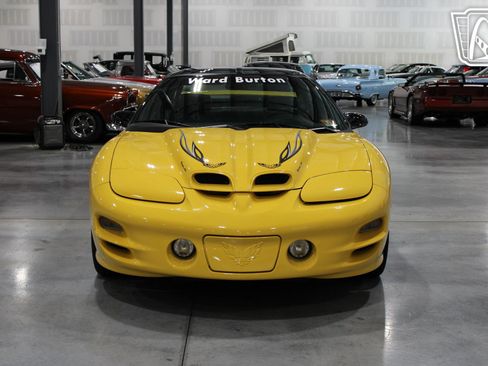 Used 2002 Pontiac Firebird Trans Am w/ SLP Firehawk Pkg RWD image 19