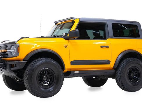 Used 2021 Ford Bronco Badlands AWD/4WD image 2