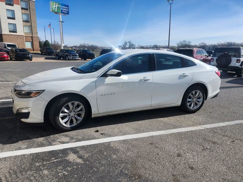 Used 2024 Chevrolet Malibu LT image 1