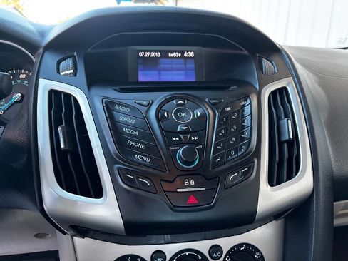 Used 2014 Ford Focus SE image 30